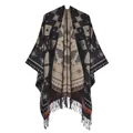 Poncho en maille bohème à motifs géométriques noir et beige avec des franges - Rhombus Triangle Black