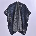 Poncho épais en tricot pour femme avec imprimé léopard bleu et motif jacquard - Bleu Marine Léopard Pois