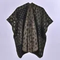 Châle cape épais en tricot avec imprimé léopard vert foncé et motifs géométriques - Vert Noir Léopard Pois