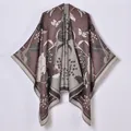 Pastoral floral knit shawl cloak for women with vintage butterfly pattern and fringe - 135cmx155cm / Burgundy