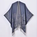 Pastoral style women travel shawl with vintage jacquard floral pattern and elegant tassels - Star Tassel Paisley Navy / 130x150cm