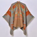 Scialle jacquard etnico boho con motivi a vortice blu e arancio in misto lana grigio - Grigio Arancione Nuvola Gru