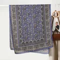 Klassischer dunkelblauer Seidenschal mit Paisley-Muster für Damen, elegant kombiniert - Vintage Paisley Blau
