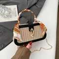 Beige geweven handtas met zwarte leren bies en zijden sjaal handvat decoratie - Zwart