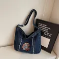 Vintage τσάντα denim σε σκούρο μπλε με κέντημα Ινδιάνου αρχηγού και λεπτομέρειες με κρόσσια - Σκούρο μπλε