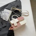 Square contrast stitching handbag in beige and dusty pink faux leather with strap - Beige White Large / Large
