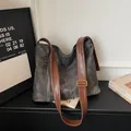 Large capacity tote bag in smoke gray with brown shoulder straps and vintage metal zippers - Black