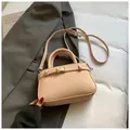 Chic apricot lychee pattern handbag with adjustable crossbody strap for women - Pink Without Pendant