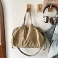 Borsa tote kaki minimalista con coulisse e tracolla regolabile per pendolari - Cachi