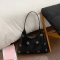 Borsa sottobraccio nera opaca con motivi floreali in strass per un look quotidiano - Senza Ciondolo / Nero