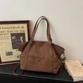 Vintage brown large capacity tote bag in matte faux leather with adjustable crossbody strap - Coffee No Charm