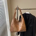 Retro brown oversized hobo tote bag in distressed PU leather with a wide shoulder strap - Khaki