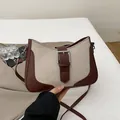 Bolso cuadrado retro en lona beige y cuero marrón oscuro con asa superior - Marrón