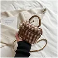 Mini bolso cubo de lana a cuadros con cadena dorada y detalles de cuero marrón - Estilo Pata de Gallo / Marrón
