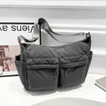 Sac bandoulière en nylon gris foncé grande capacité avec poches multiples et sangle - Gris