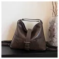 Retro dark brown high capacity hobo bag in textured PU leather with adjustable strap - Coffee