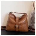 Retro dark brown large capacity versatile shoulder bag with polished metallic buckle - Yellow Brown