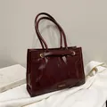 Vintage large capacity burgundy tote bag in glossy soft leather with gold buckle detail - Red