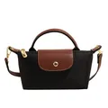 Klassische schwarze Nylontasche mit braunen Kontrastnähten und goldener Hardware - Schwarz