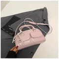 Pink vintage Boston bag with pearl heart pendant and adjustable shoulder strap - With Pendant / Pink