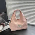 Sac à main rose avec imprimé étoiles, broderie de chien et texte Good Luck - Rose