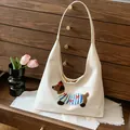 Borsa tote in pelle color crema con ricamo bassotto in stile vintage raffinato - Bianco Sporco