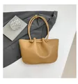 Borsa a secchiello plissettata kaki con manici lunghi e design minimalista - Cachi