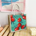 Canvas-Lunchtasche mit Kirsch-Print, minzgrünem Patch und Seilgriffen - Kirsche