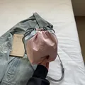 Borsa a secchiello rosa e blu in nylon leggero con coulisse e logo jiefeilai - Rosa