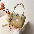 Handgewebte Strohtasche mit bunten Sternperlen und rot gestreiftem Quastenanhänger - Khaki Ohne Anhänger