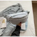 Sac de poitrine japonais en velours côtelé bleu clair avec bandoulière réglable - Sans pendentif / Bleu