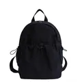 Zwarte rugzak met trekkoordvak voor school en reizen in een minimalistische stijl - Zwart