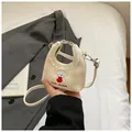 Piccola borsa a scacchi crema con ricamo a cucciolo e bordi con volant donna - Bianco