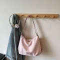 Sac à bandoulière chic à carreaux rose avec écusson en cuir et longue lanière - Sans Pendentif / Rose