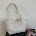 Sac cabas tissé blanc ivoire avec fines bandoulières en cuir et texture tressée chic - Blanc Sans Pendentif