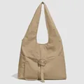 Grote kaki nylon schoudertas met minimalistisch gespdetail voor dames modieus chic - Bruin