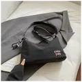 Sac messager en nylon noir avec broderie cœur rose et bandoulière réglable - Noir sans Pendentif