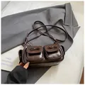Vintage Umhängetasche aus dunkelbraunem PU-Leder mit Schleifen und Taschen - Kaffee ohne Anhänger
