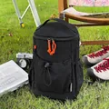 Detail der schwarzen Nylon-Reisetasche mit orangefarbenem Kordelzug und Tragegriffen - Schwarz