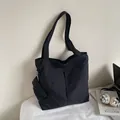 Minimalistische schwarze Damen-Einkaufstasche mit Münztasche für den täglichen Pendelverkehr - Schwarz