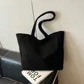 Bolso tote minimalista en ante sintético negro de gran capacidad para mujer actual - Negro