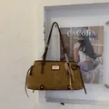 Borsa a spalla vintage marrone con goffratura gatto e dettaglio foulard a quadri - Marrone Senza Ciondolo
