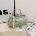 Light green cheongsam handbag with Chinese flower pattern and elegant pearl chain - Blue