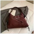 Retro burgundy shoulder bag for women with contrast white stitching and metal chain detail - No Pendant / Burgundy