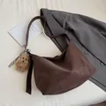 Sac fourre-tout vintage en cuir PU marron avec pendentif ours pour le quotidien - Café Avec Pendentif