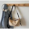 Sac bandoulière kaki avec broderie Banatu & bag et large bandoulière noire - Kaki Sans pendentif