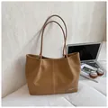 Minimalist caramel brown leather tote bag with vertical stitching and large capacity - Brown No Pendant