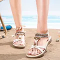 White platform sandals with colorful bohemian embroidery and metallic buckle - EU 35 / White