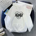 Oversized λευκό γυναικείο φούτερ με κουκούλα, καρδιά MAMA σχέδιο και τσέπη καγκουρό - S / Λευκό