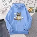 Oversize-Kapuzenpullover in Hellblau mit Eulen-Print, Tunnelzug und großer Kängurutasche - S / Himmelblau